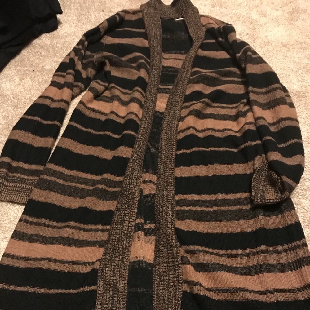 Black/brown open sweater